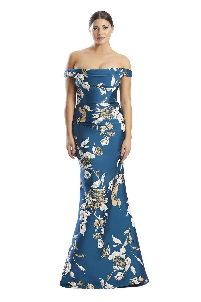Alexander by Daymor Dress 1791 - Image 5