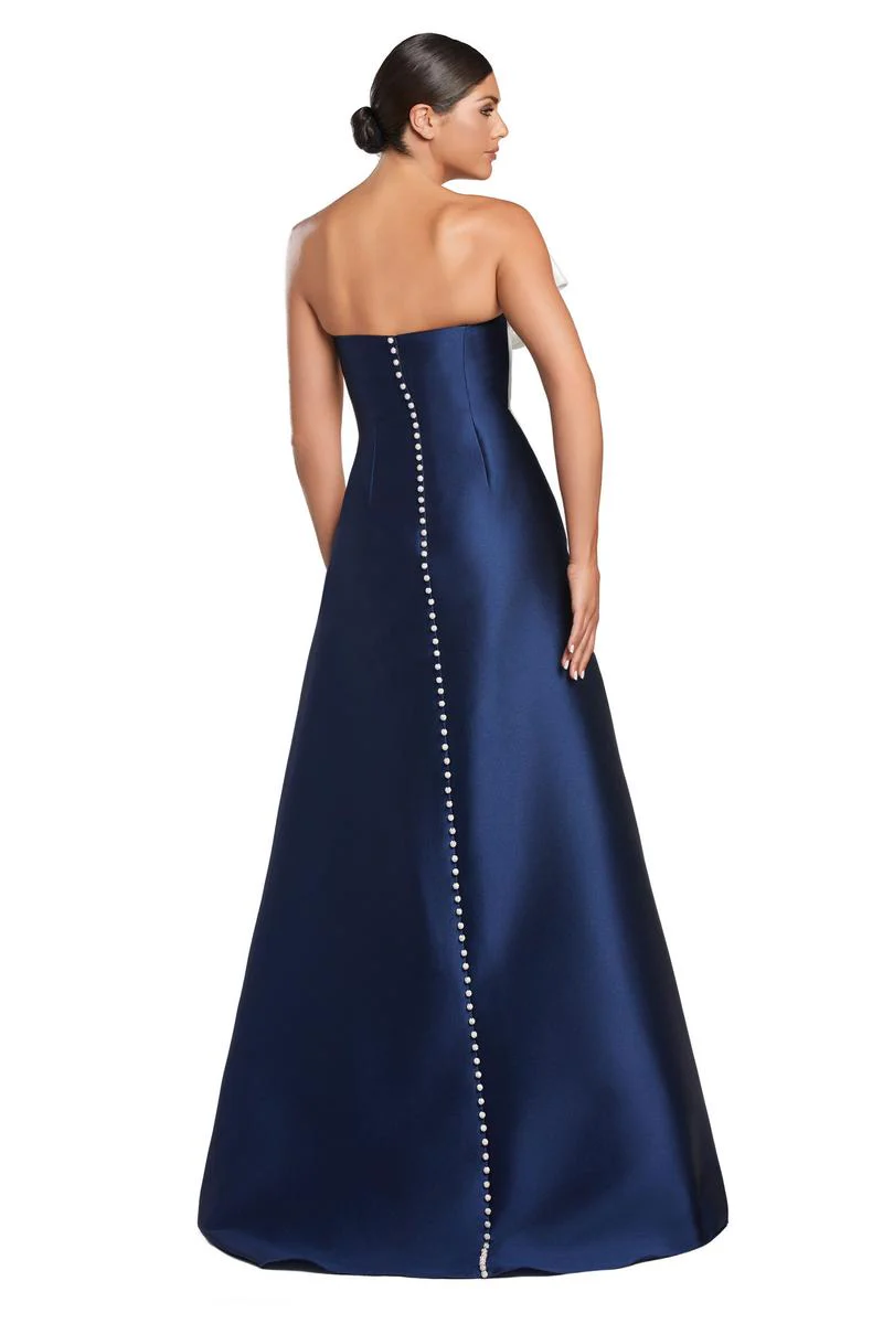 Alexander by Daymor Dress 2068 - Image 14