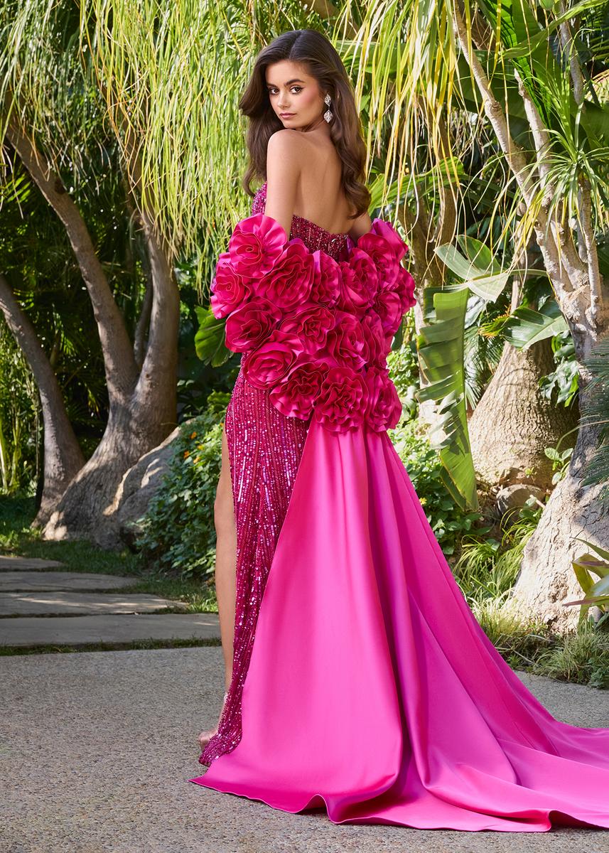 ASHLEYlauren Rosette Cape 12040