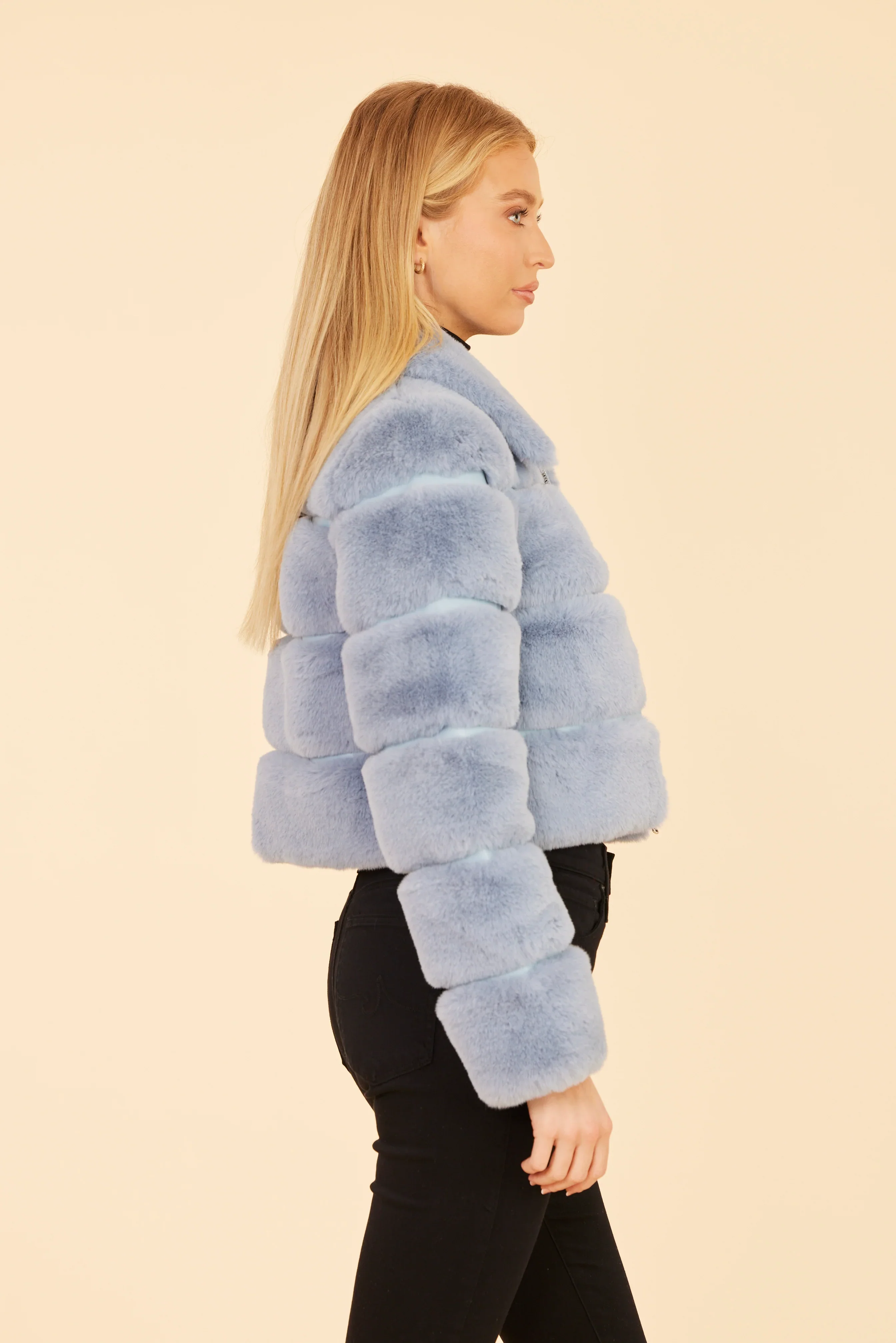 Dolce Cabo Paneled Faux Fur Cropped Jacket 75521 - Image 12