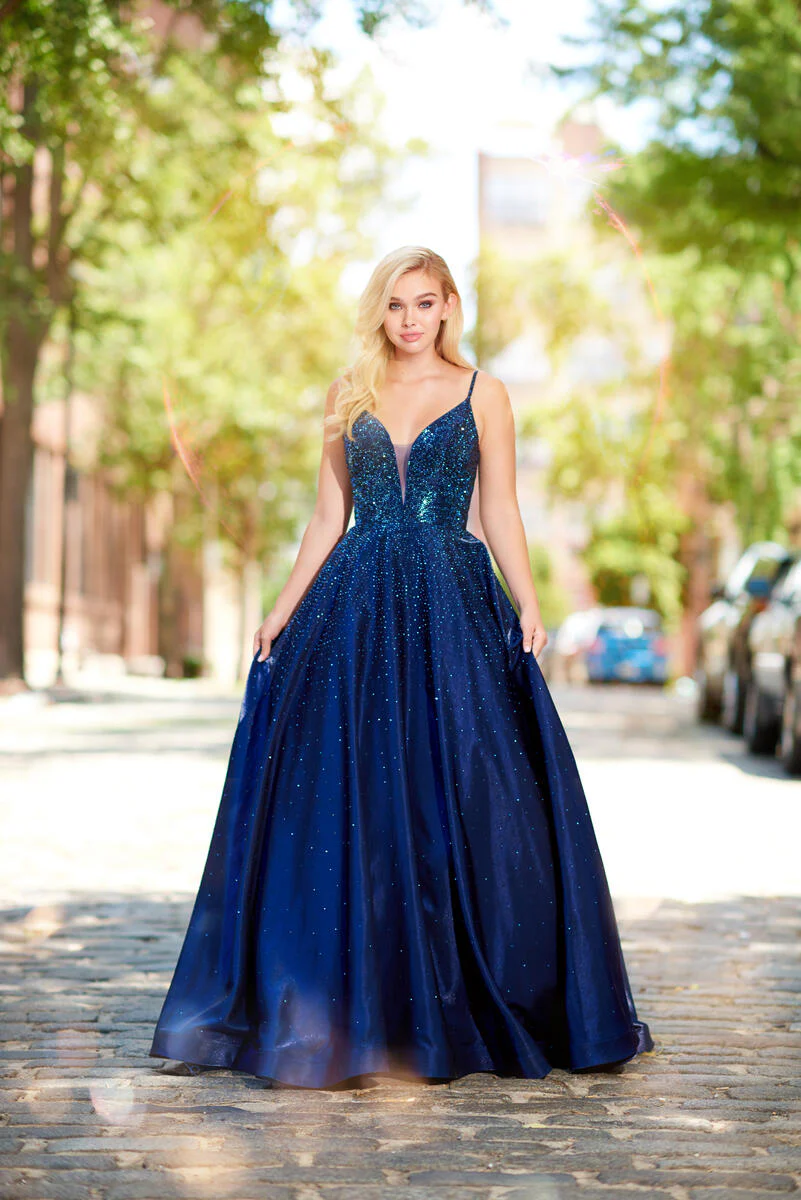 Ellie Wilde Long Jersey Ball Gown EW121005 - Image 9