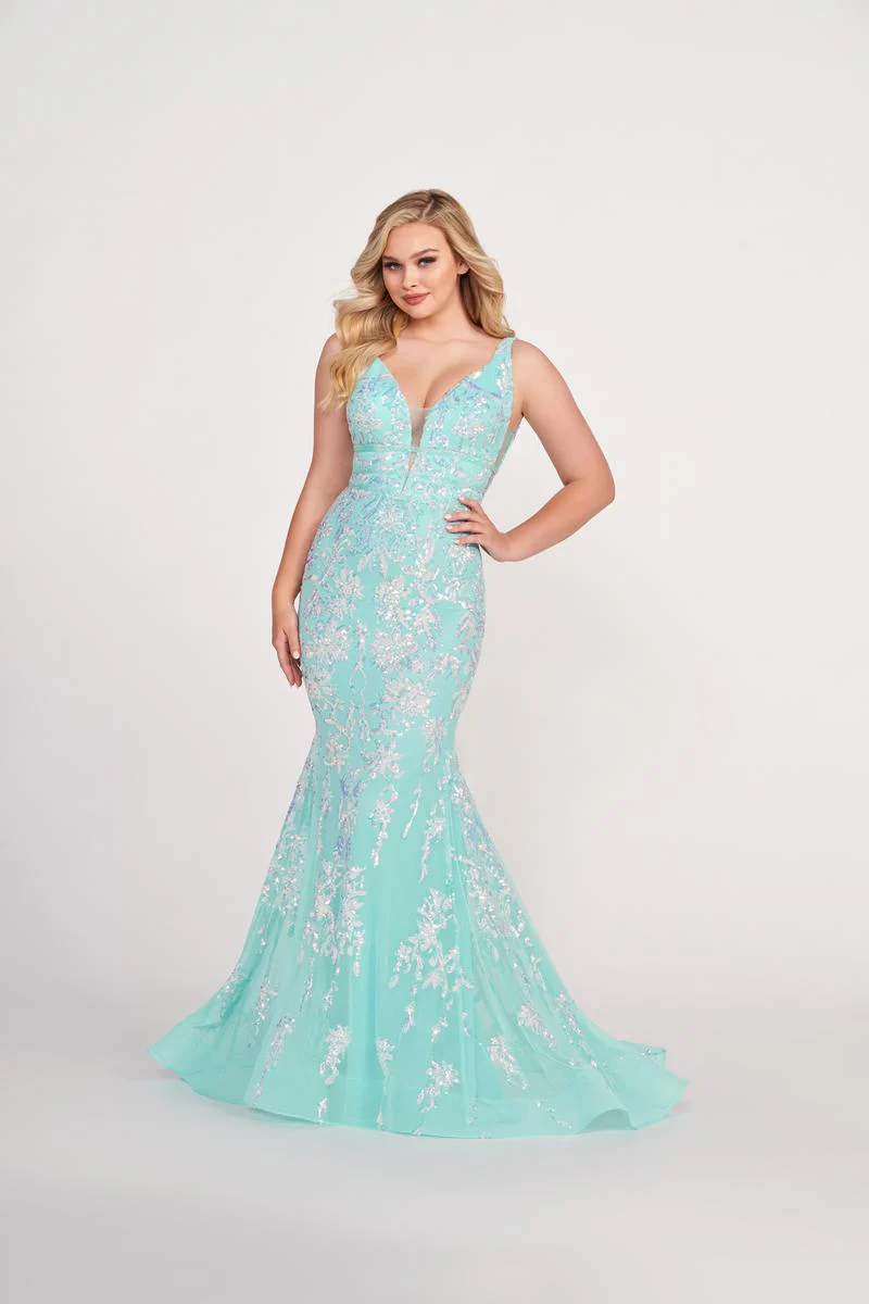 Ellie Wilde Long Plunging Sequin Prom Dress EW34041 - Image 6