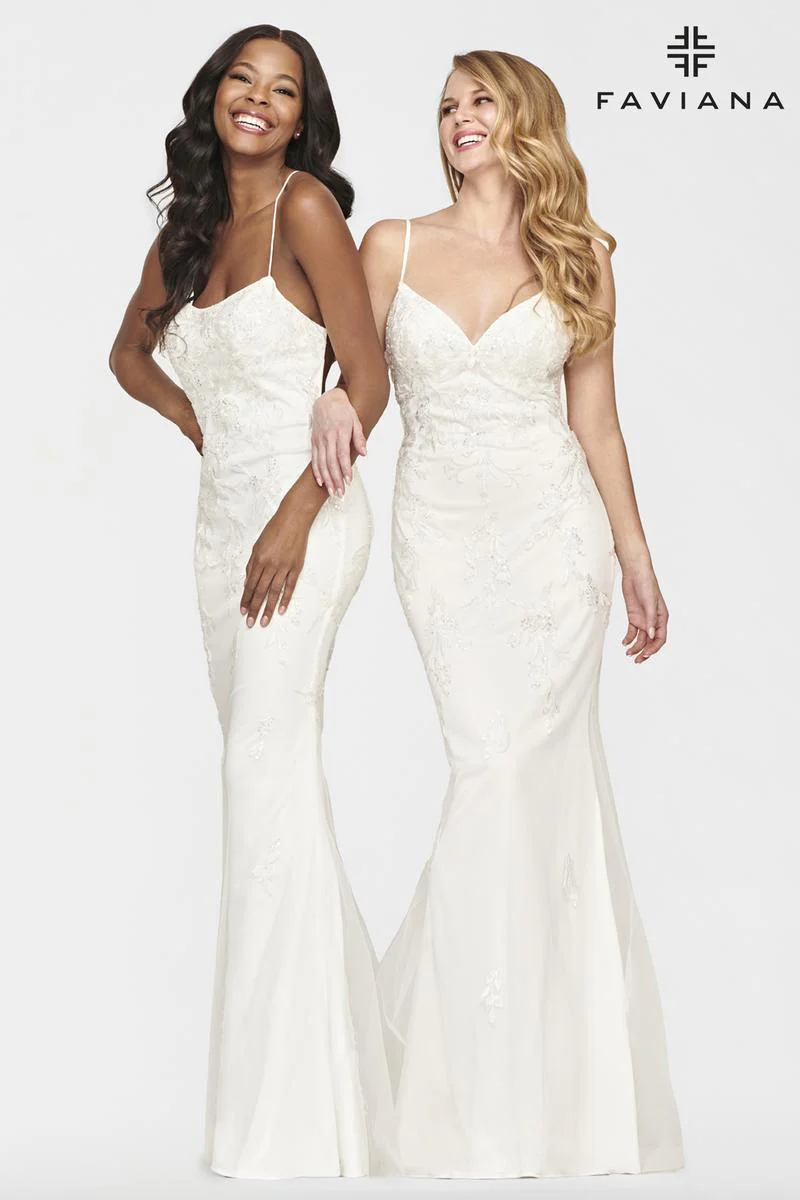 Faviana Long Lace Prom Dress S10633 - Image 12