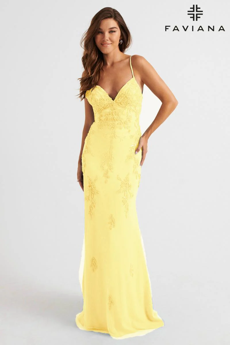 Faviana Long Lace Prom Dress S10633 - Image 4