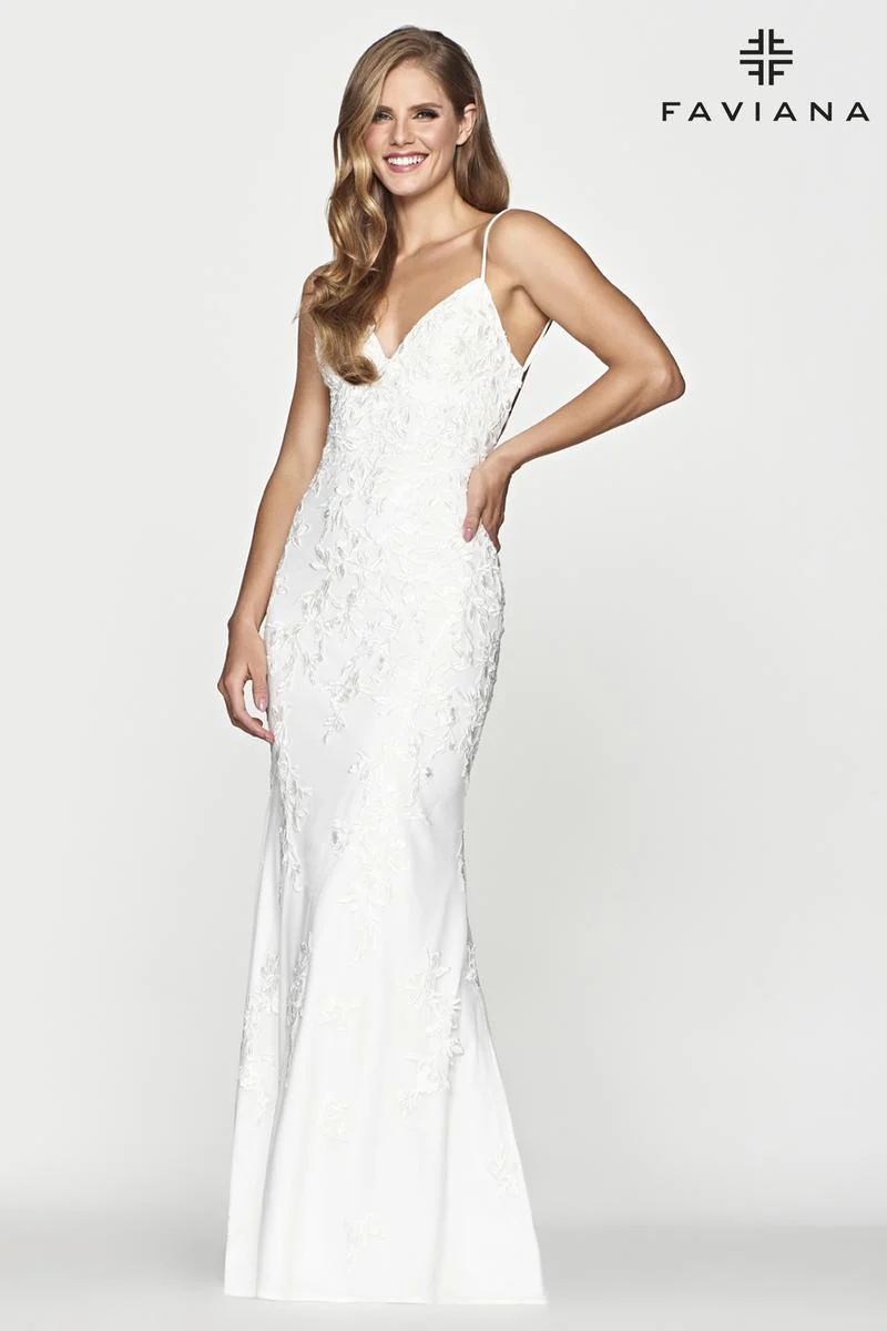 Faviana Glamour Long Lace Prom Dress S10508 - Image 13