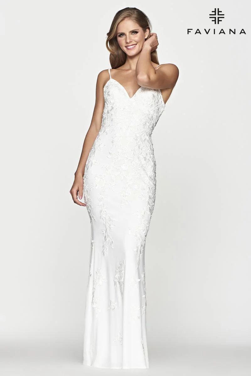 Faviana Glamour Long Lace Prom Dress S10508 - Image 9