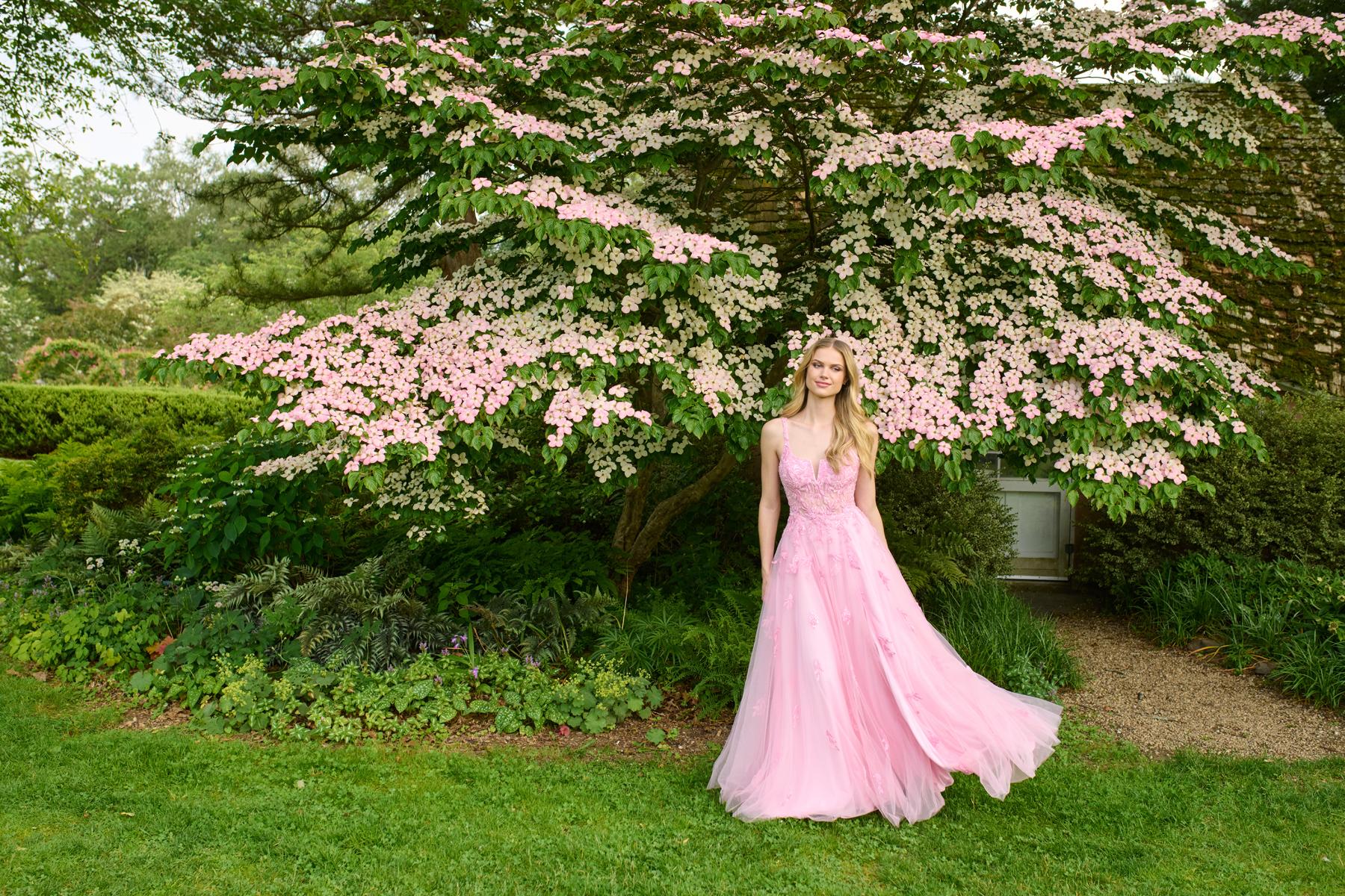 Faviana Illusion Lace A-Line Prom Dress 11437 - Image 5