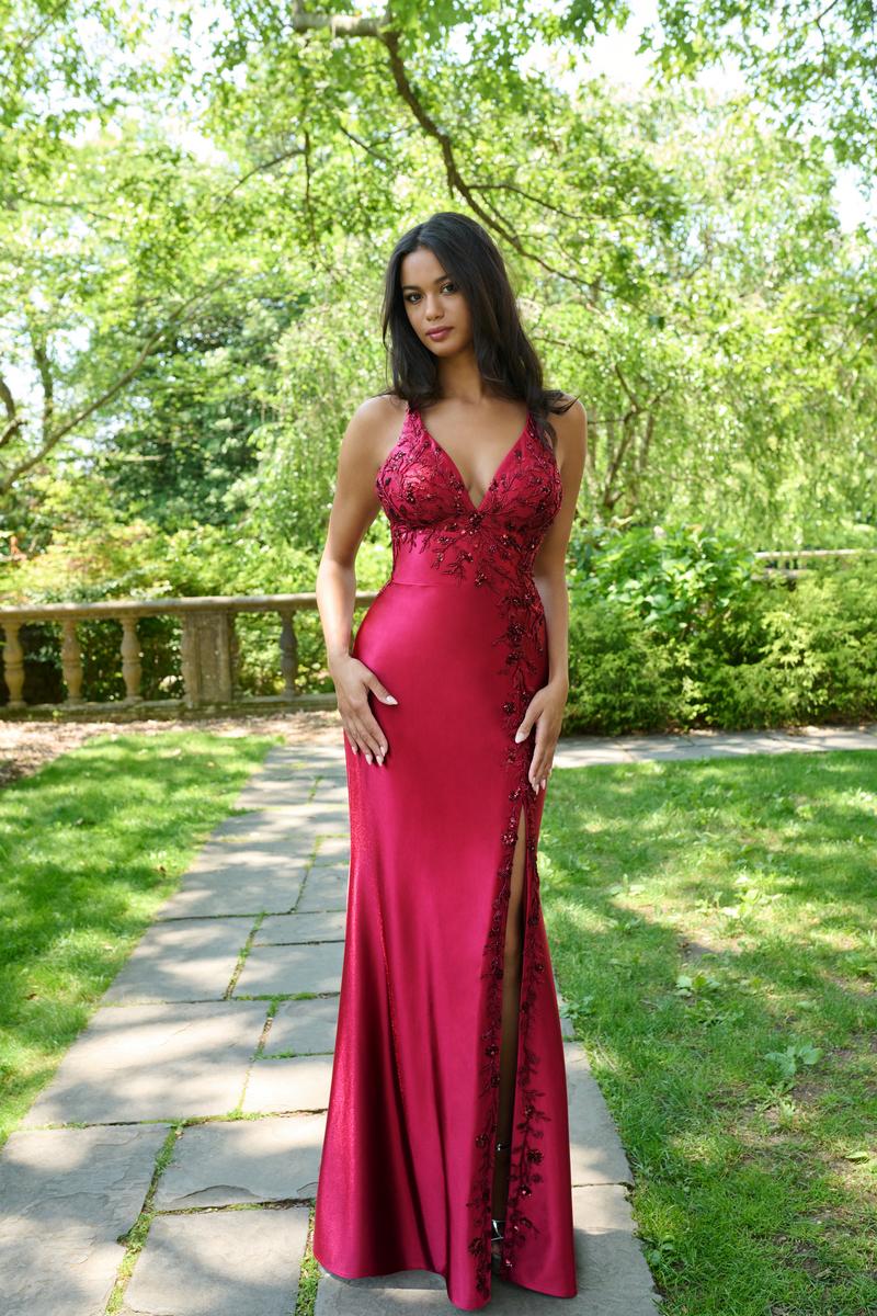 Faviana V-Neck Lace Prom Dress 11405 - Image 3