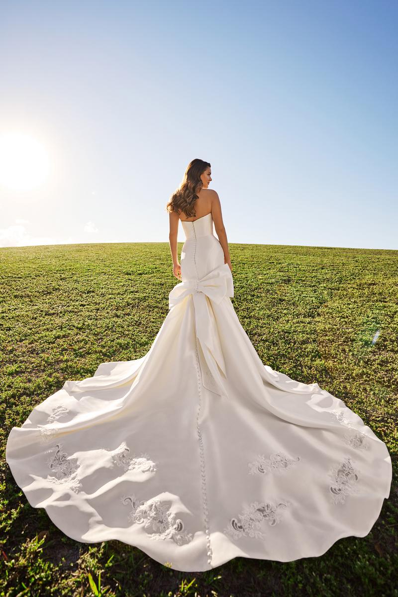 Martin Thornburg Bridal Dress MT3202 - Image 2