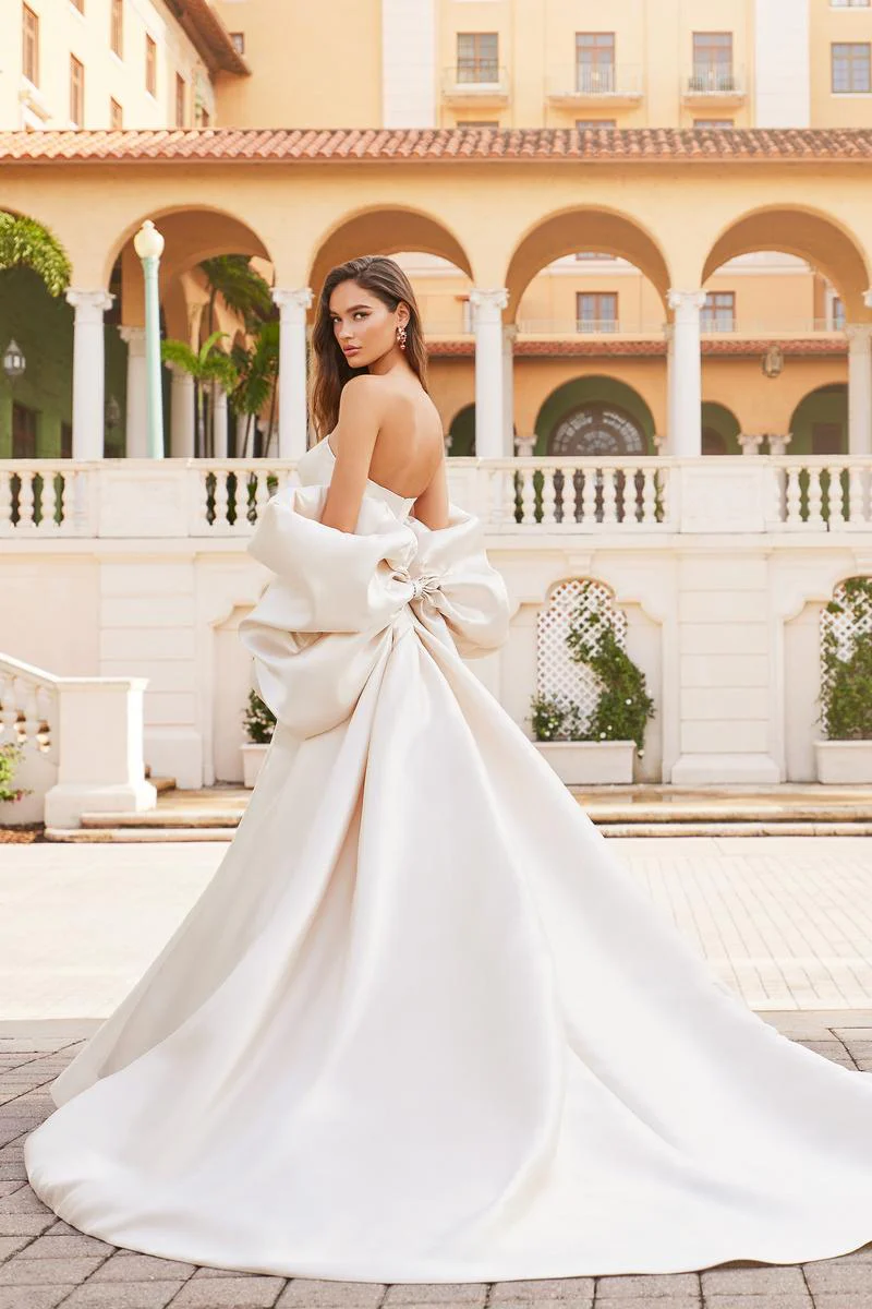 Martin Thornburg Bridal Dress MT3242 "Sterling" - Image 2